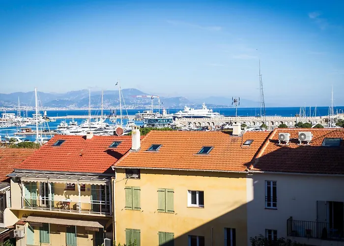 Penthouse With Panoramic Views * Antibes