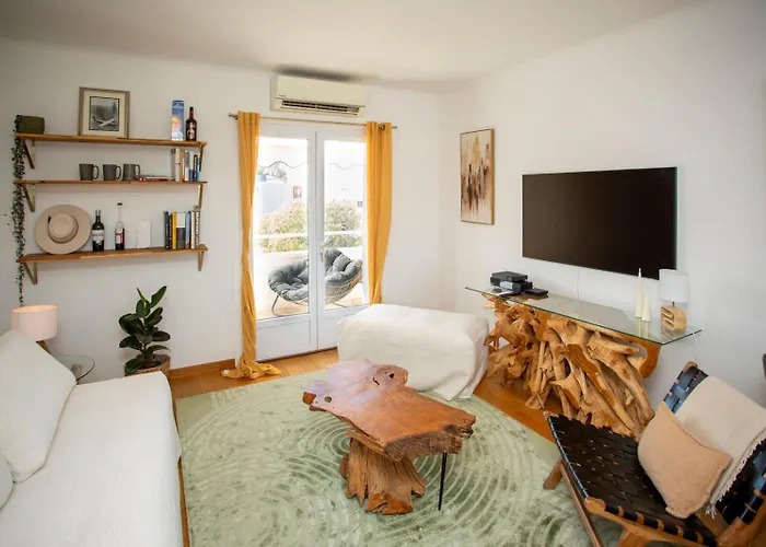 Penthouse With Panoramic Views Daire Antibes